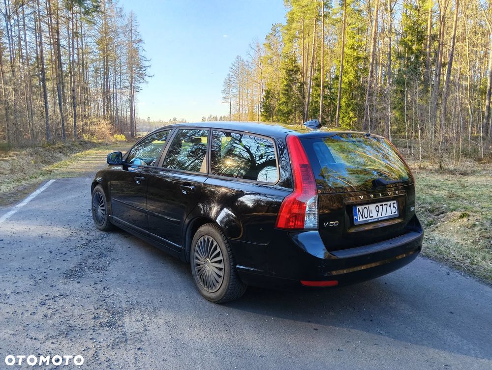 Volvo V50 D2 - 3