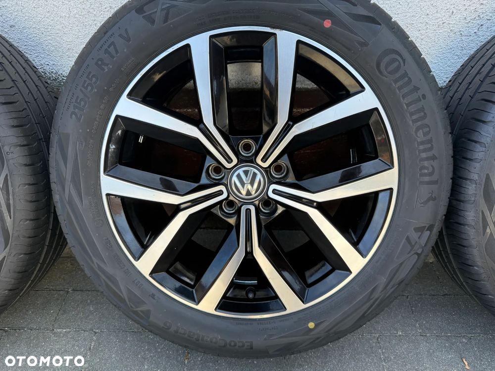 215 55 17 / VW Passat B8 Alltrac Arteon Sharan Caddy Touran SEAT Alhambra SKODA SuperB Karoq / 3G0 FORD Tourneo Connect - 3