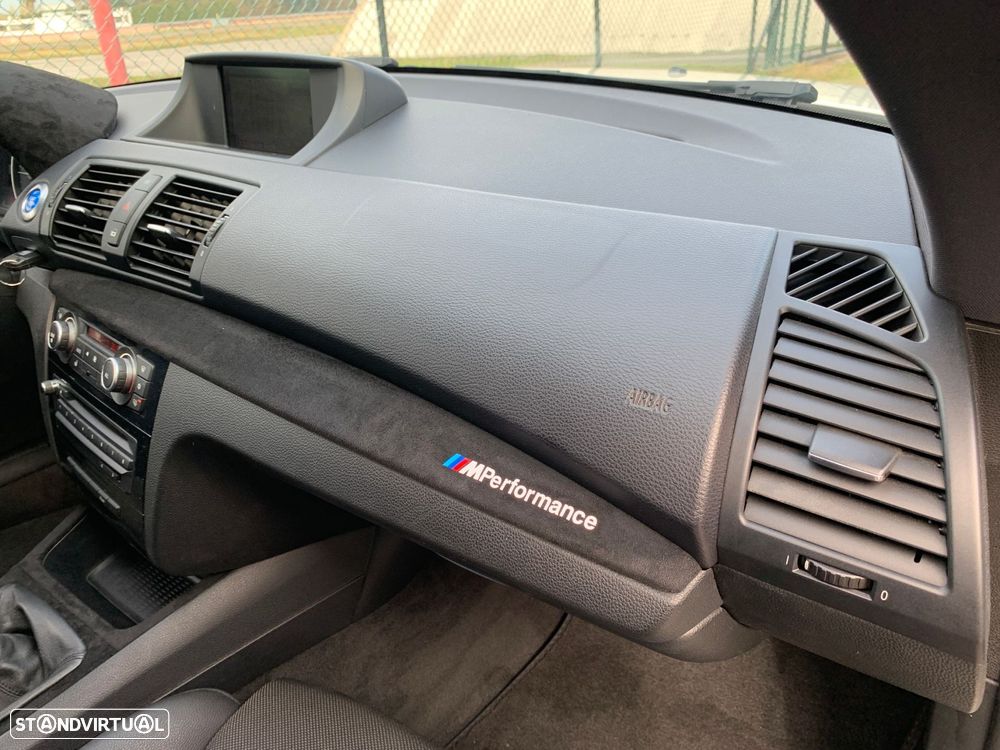 BMW 120 d Coupe - 16