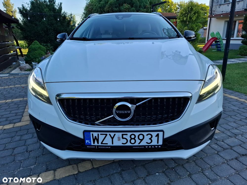 Volvo V40 Cross Country D2 Drive-E Dynamic Edition - 3