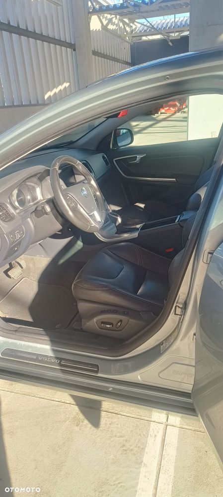Volvo S60 - 18