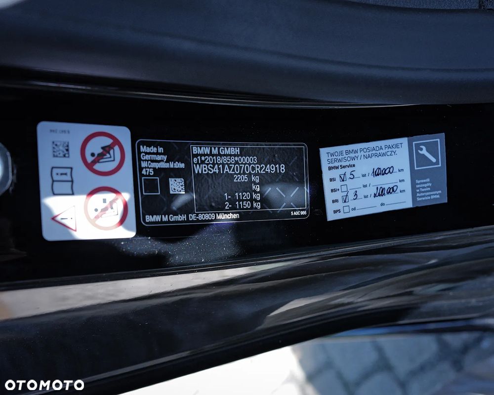 BMW M4 Competition M xDrive sport - 19