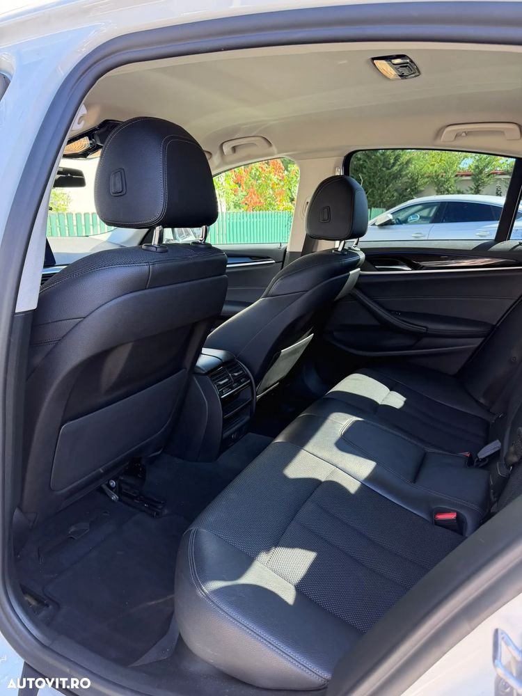 BMW Seria 5 525d Aut. - 11