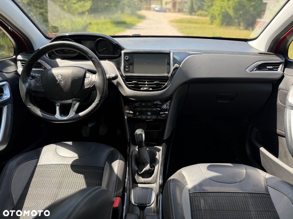 Peugeot 2008 1.5 BlueHDi Crossway - 5