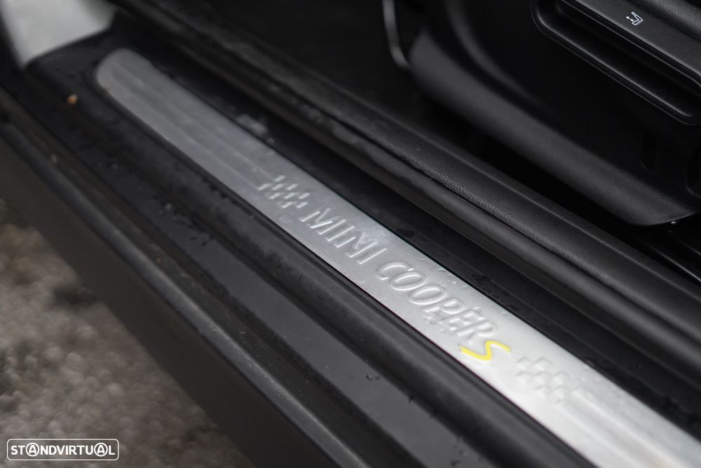 MINI 3 Portas Cooper SE - 7