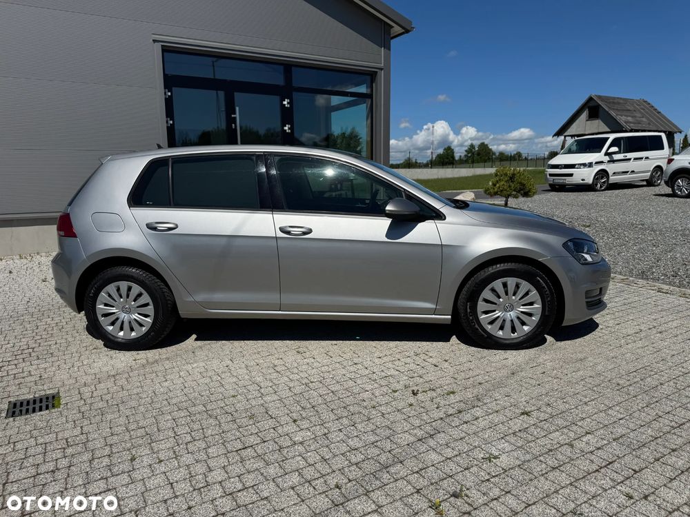 Volkswagen Golf - 9