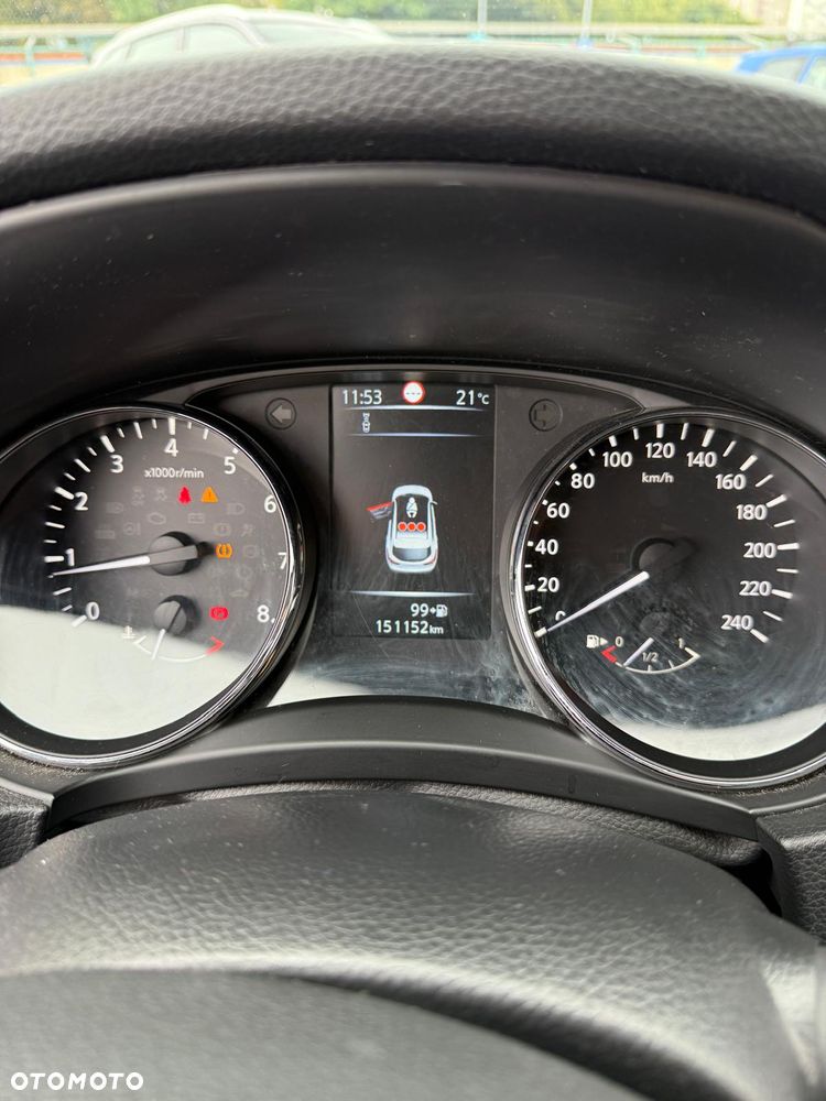 Nissan Qashqai - 12