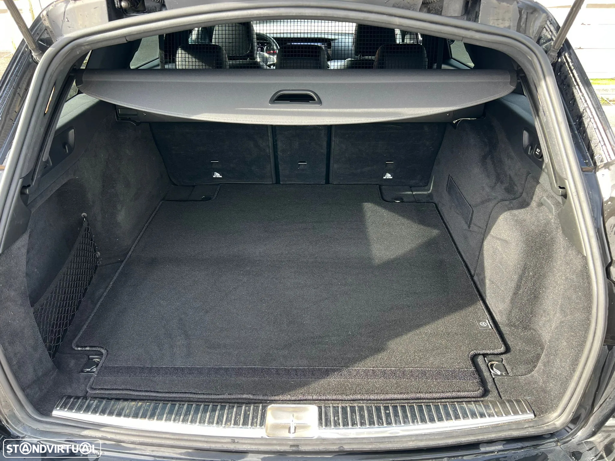 Mercedes-Benz E 220 d Avantgarde+ - 21