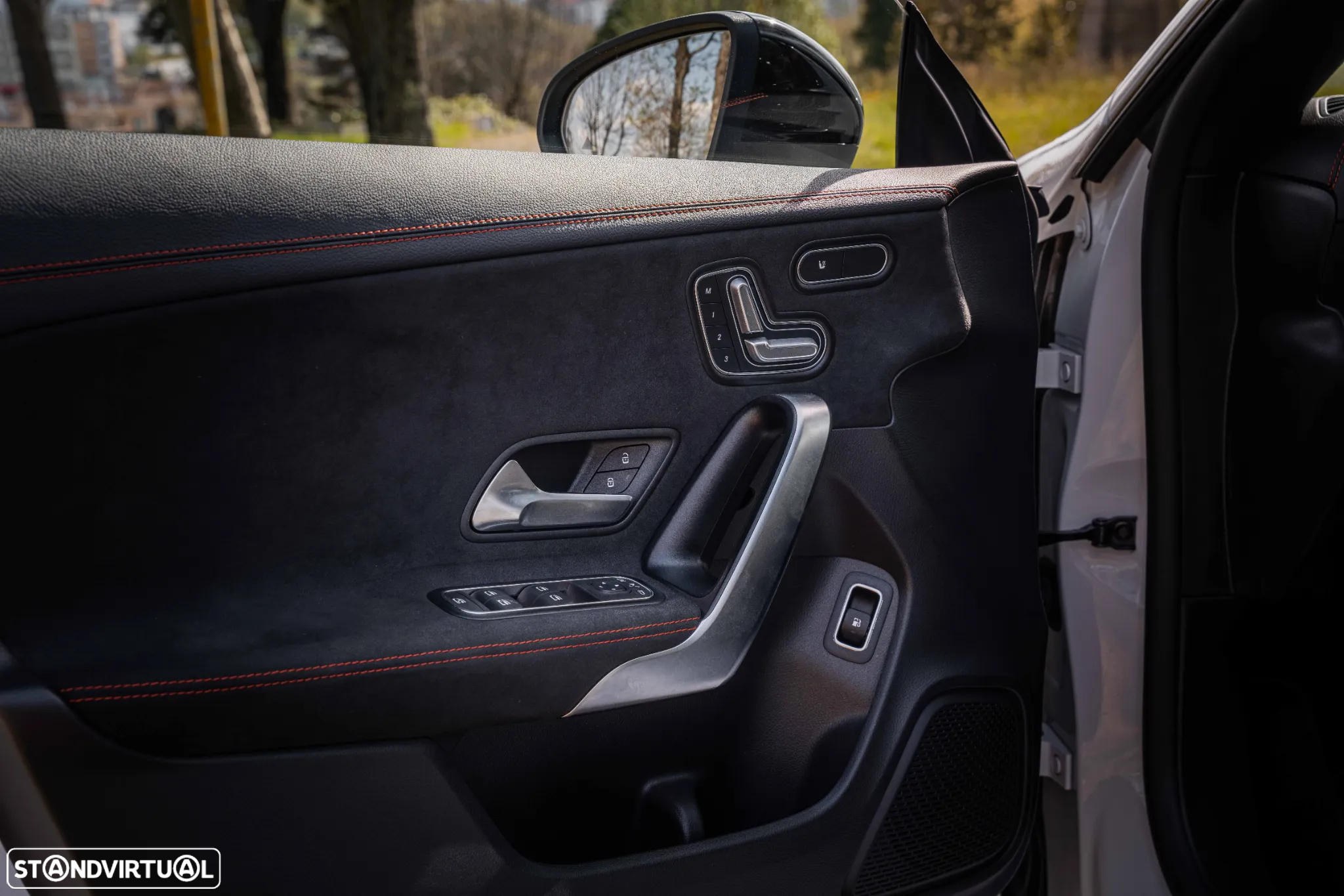 Mercedes-Benz CLA 250 e Shooting Brake AMG Line - 9