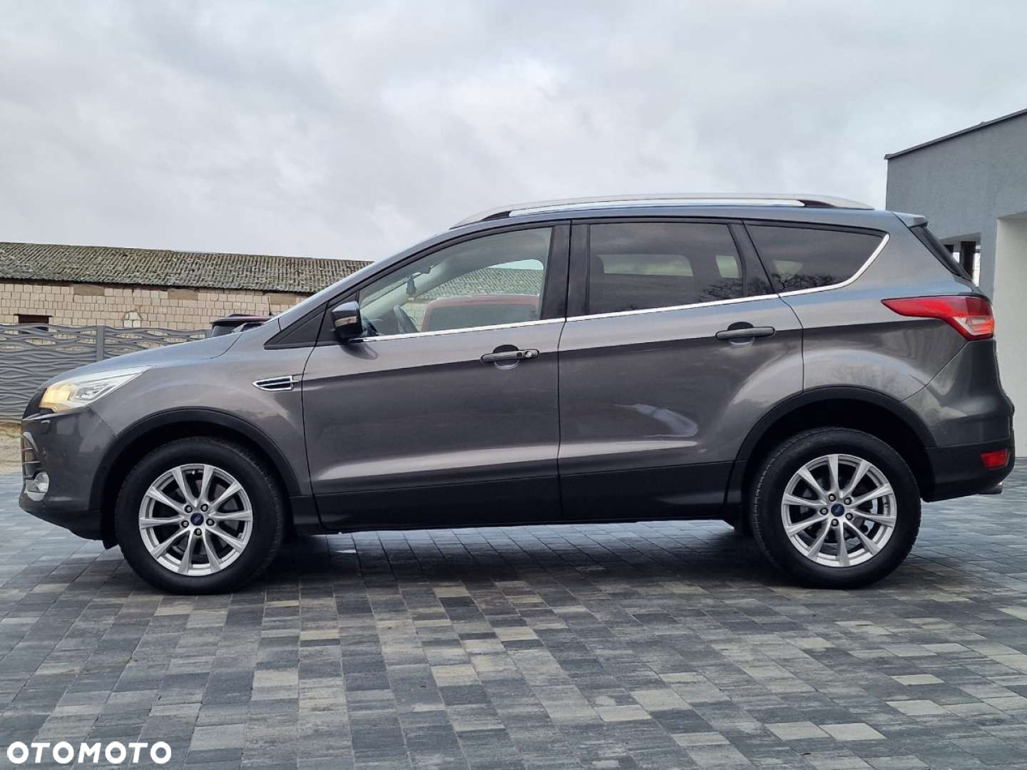 Ford Kuga - 35
