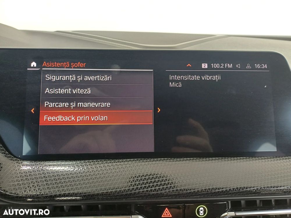 BMW Seria 1 118i Aut. Luxury Line - 25