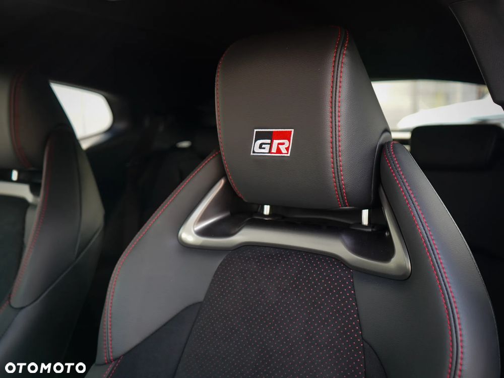 Toyota Yaris GR 1.6 Dynamic - 15