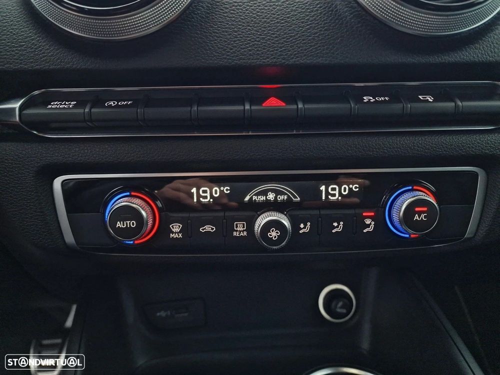 Audi A3 Sportback 1.0 TFSI Design - 19