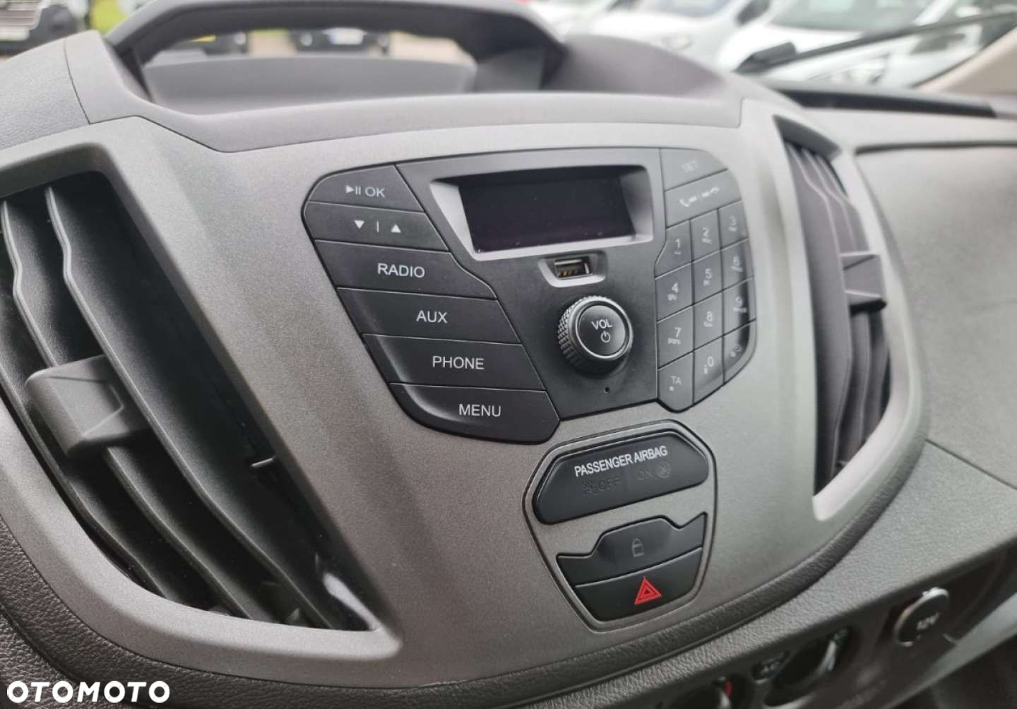 Ford Transit - 9