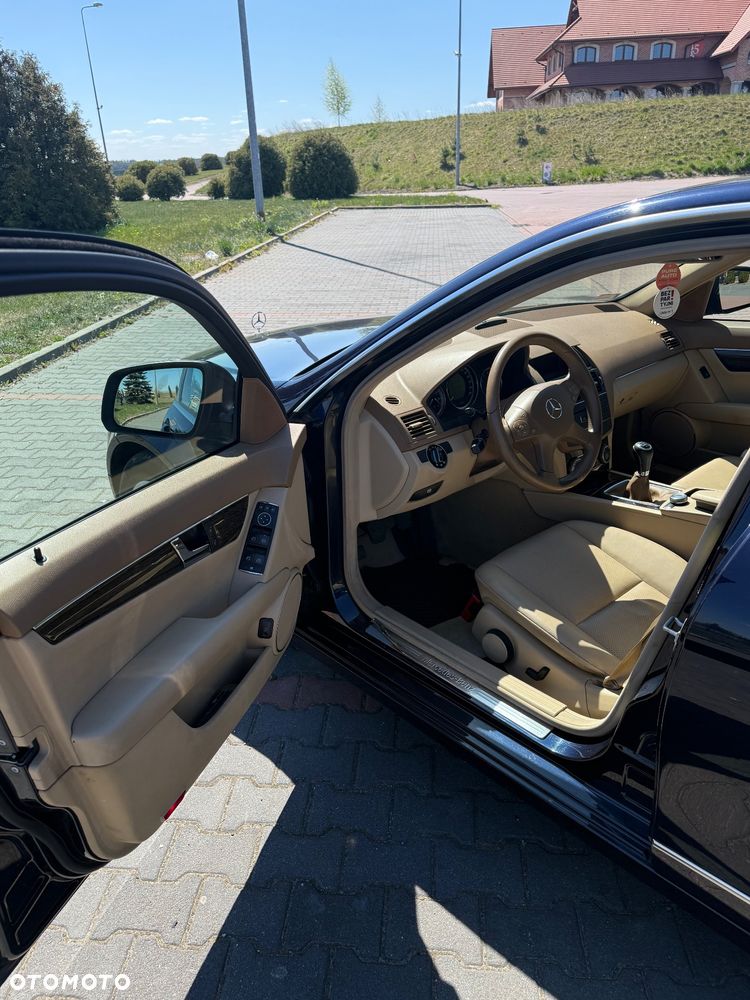 Mercedes-Benz Klasa C 200 Kompressor Elegance - 11