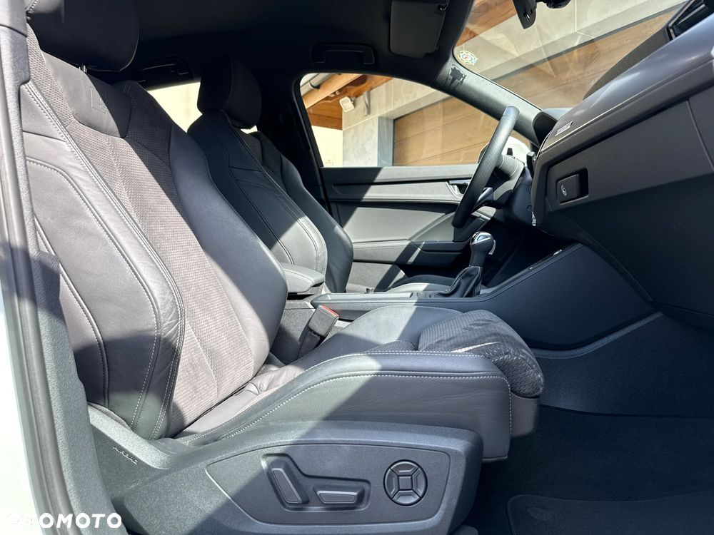 Audi Q3 Sportback 40 TDI quattro S tronic S line - 39