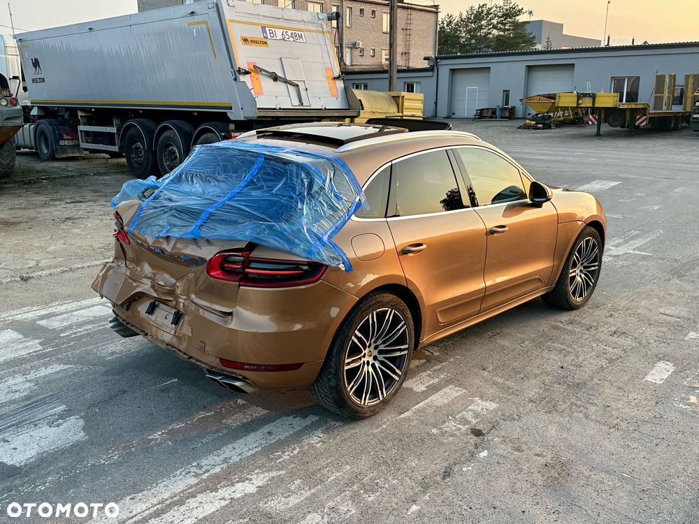 Porsche Macan Turbo PDK - 8