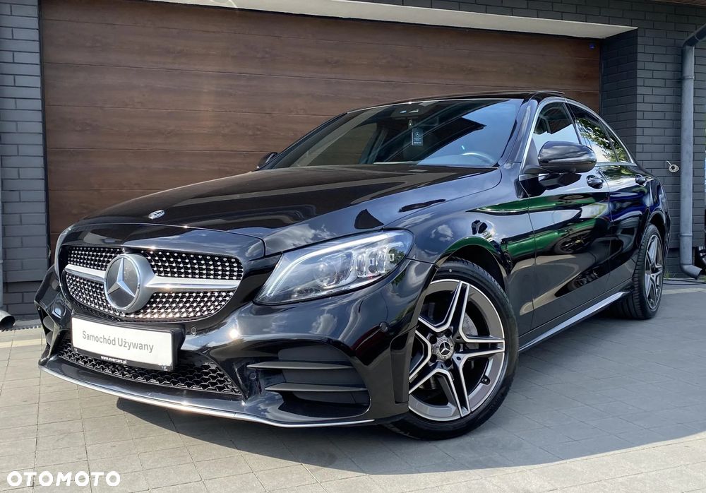 Mercedes-Benz Klasa C 200 4Matic 9G-TRONIC - 3
