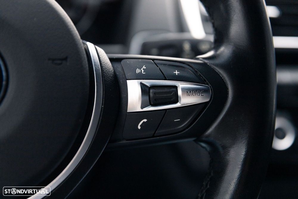 BMW 116 d Pack M - 32