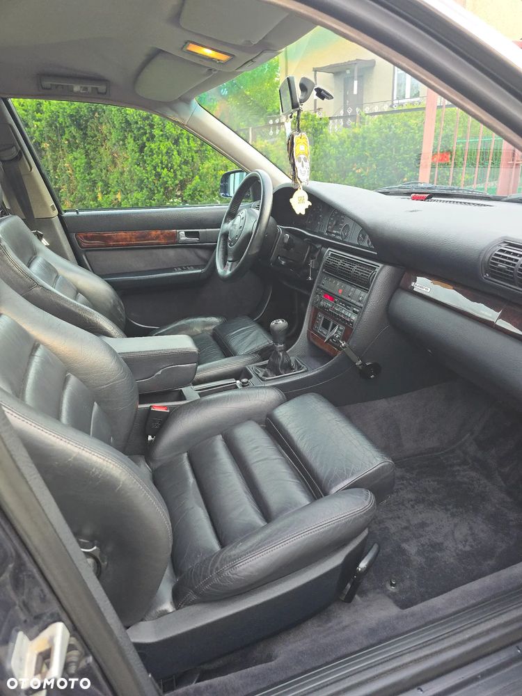 Audi A6 Avant - 17