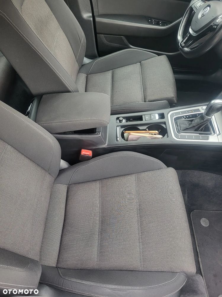 Volkswagen Passat 2.0 TDI EVO Elegance DSG - 7