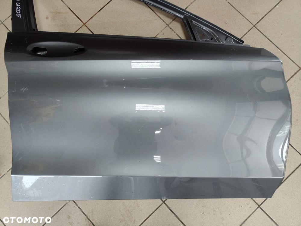 Mercedes C Klasa W205 drzwi prawe przednie - 4