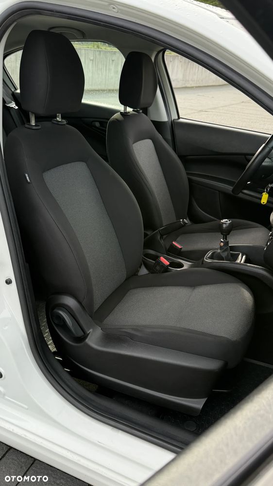Fiat Tipo 1.4 16v Easy EU6d - 33