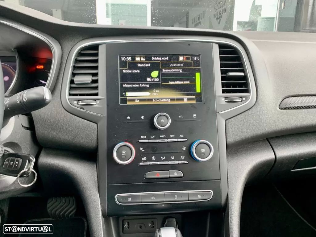 Renault Mégane Sport Tourer 1.5 Blue dCi Limited EDC - 15