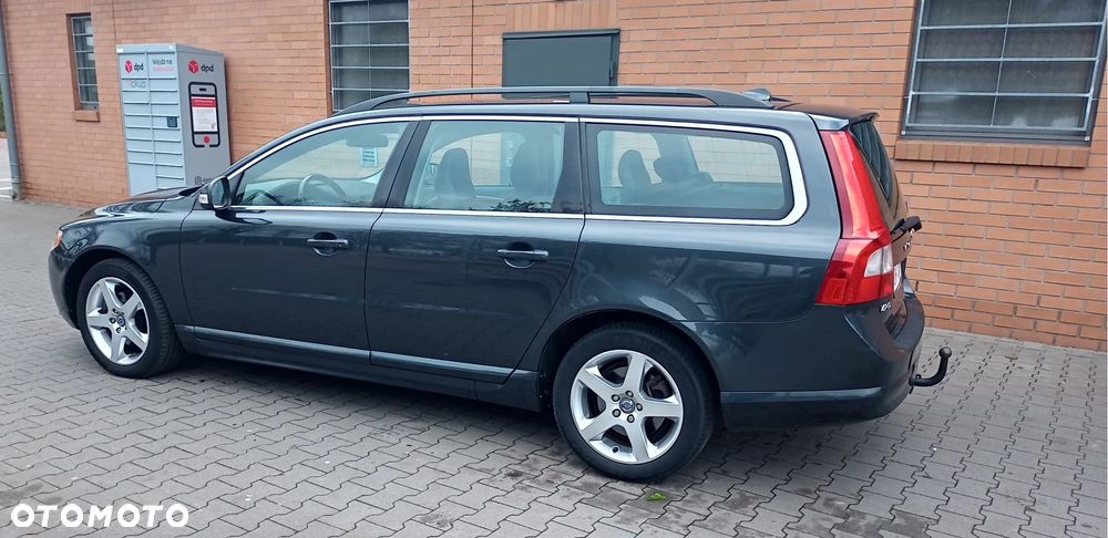 Volvo V70 2.0D Momentum - 5