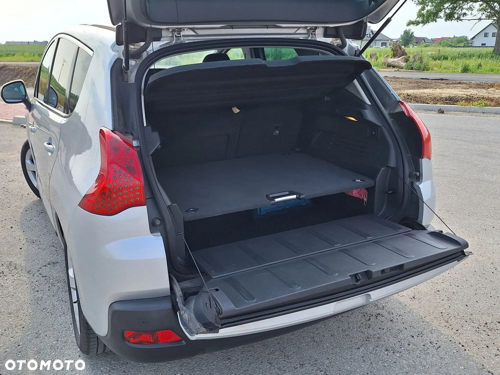 Peugeot 3008 1.6 Premium - 9