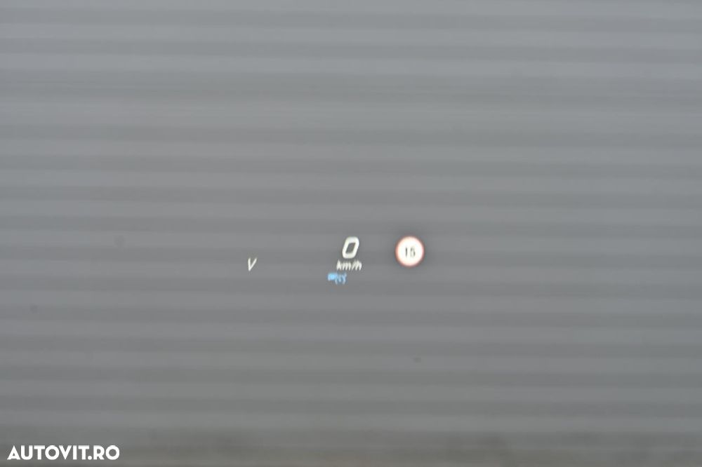 Mercedes-Benz GLC 300 d 4MATIC 9G-TRONIC AMG Line Plus - 38