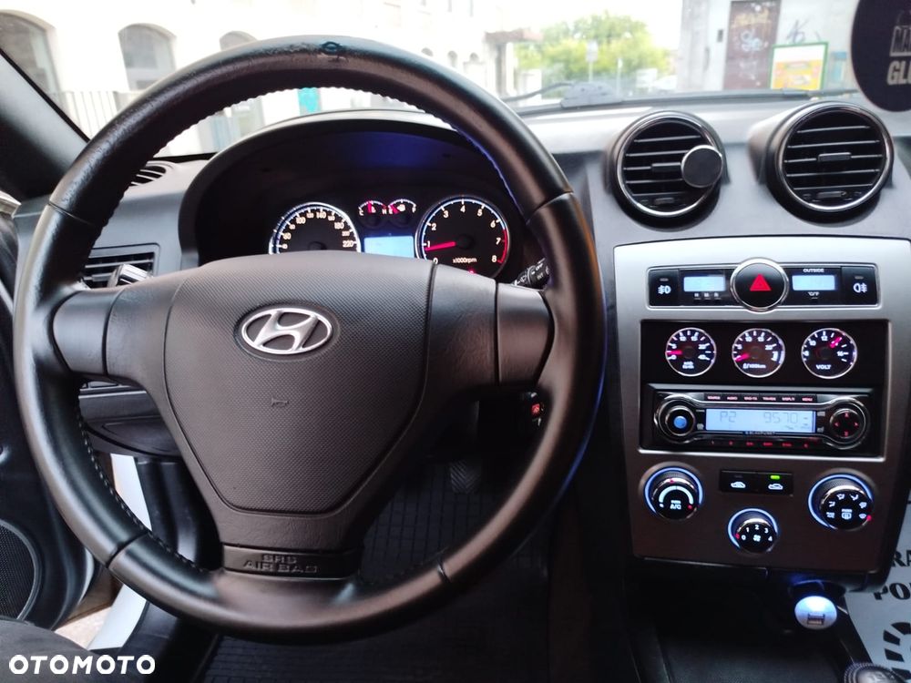 Hyundai Coupe 2.0 Dynamic - 11