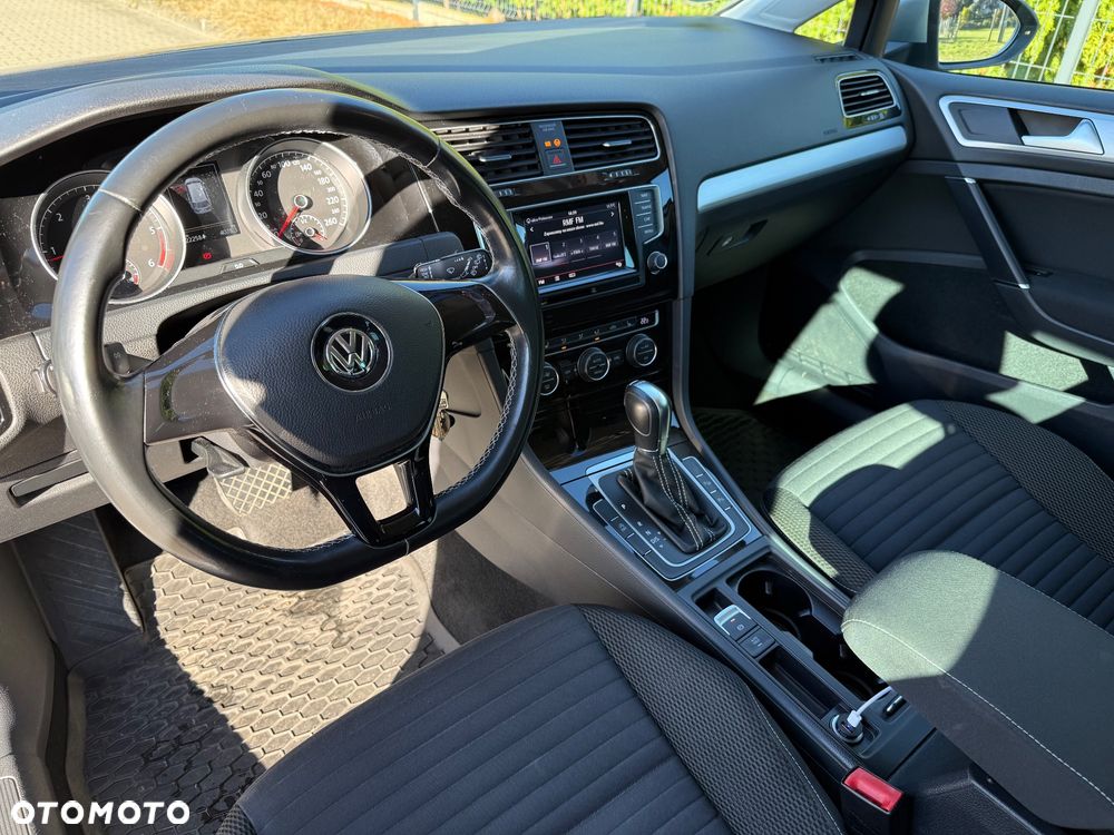Volkswagen Golf 2.0 BlueTDI DSG Cup - 9