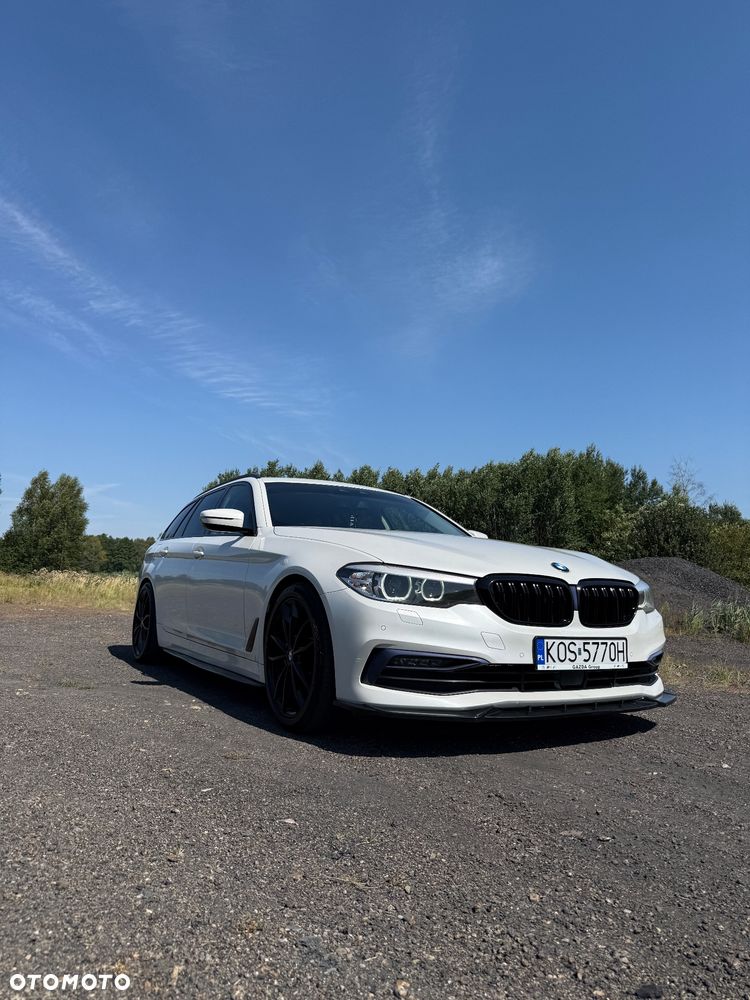 BMW Seria 5 520d Sport Line - 3