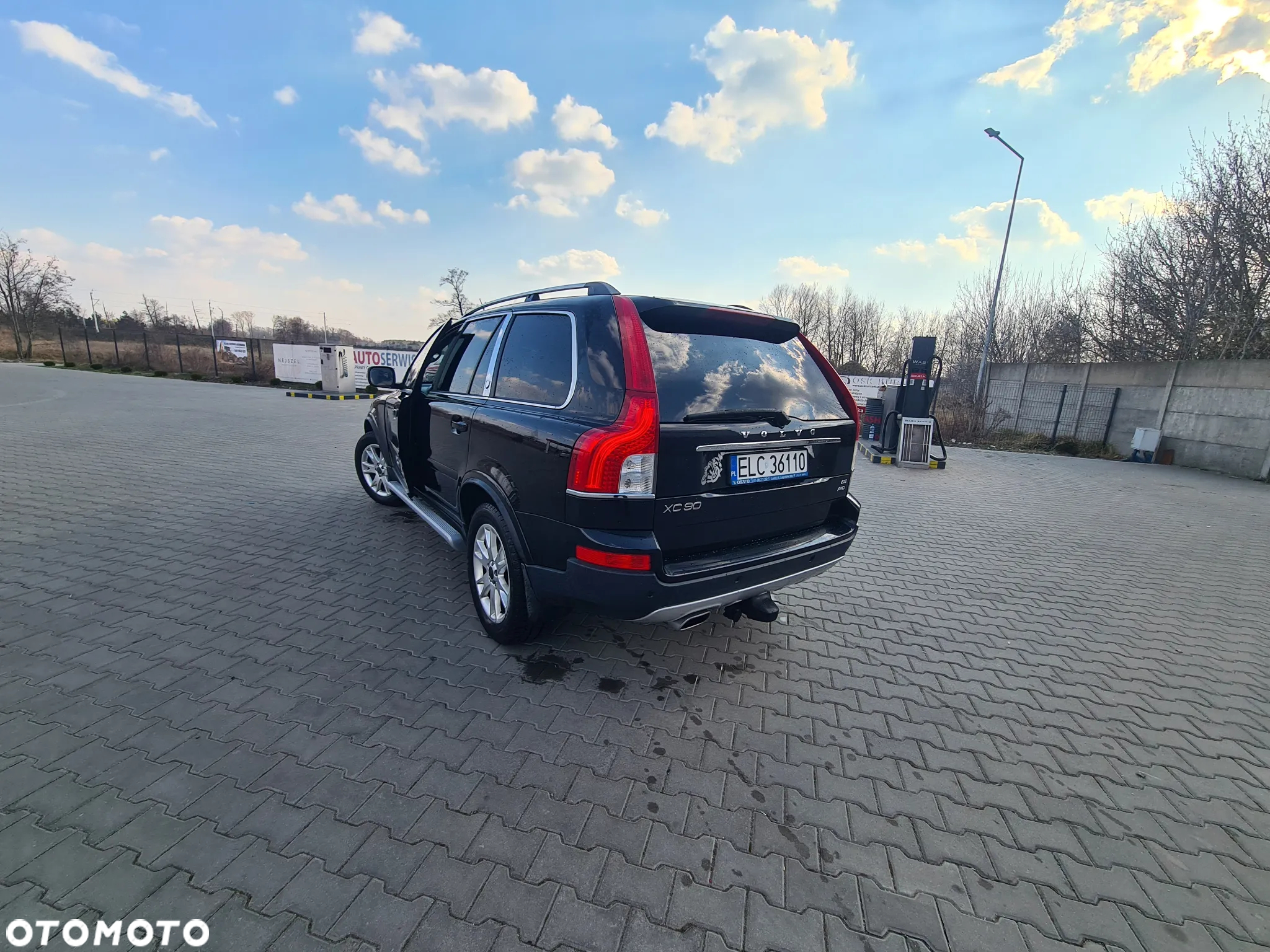 Volvo XC 90 - 7