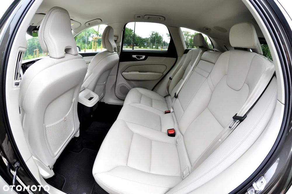Volvo XC 60 D4 Inscription - 22