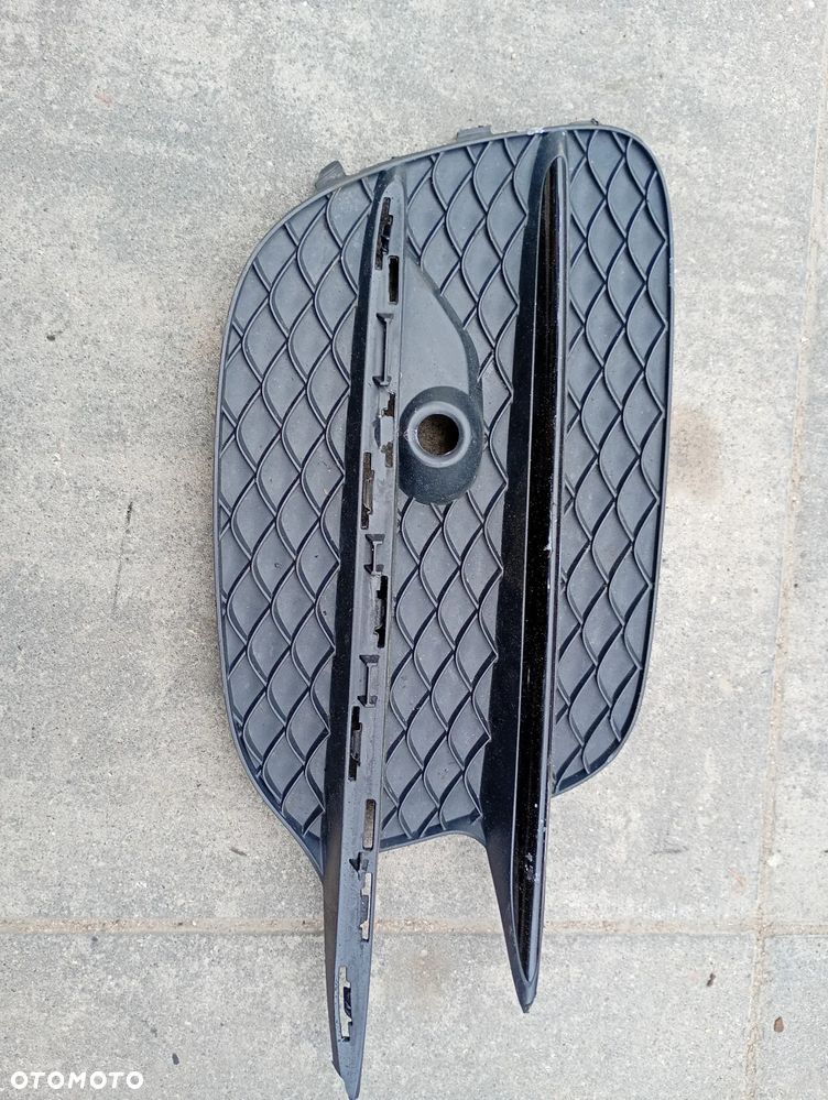 Dolna kratka zderzaka przedniego Przód Mercedes-Benz Vito W447 A4478851200 - 2