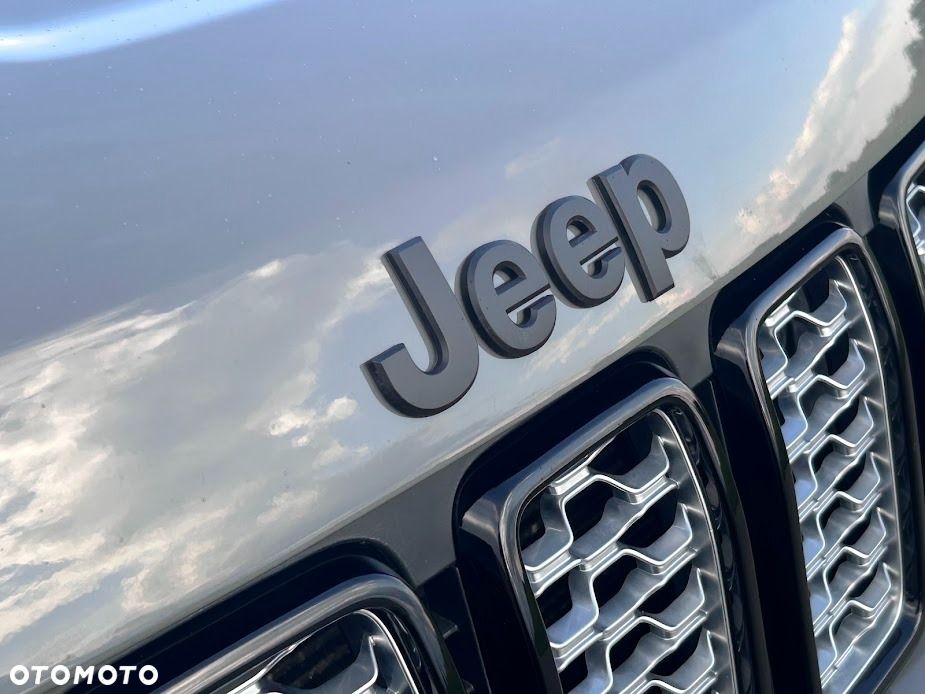Jeep Grand Cherokee 3.6 V6 Pentastar 4WD Automatik Laredo - 28