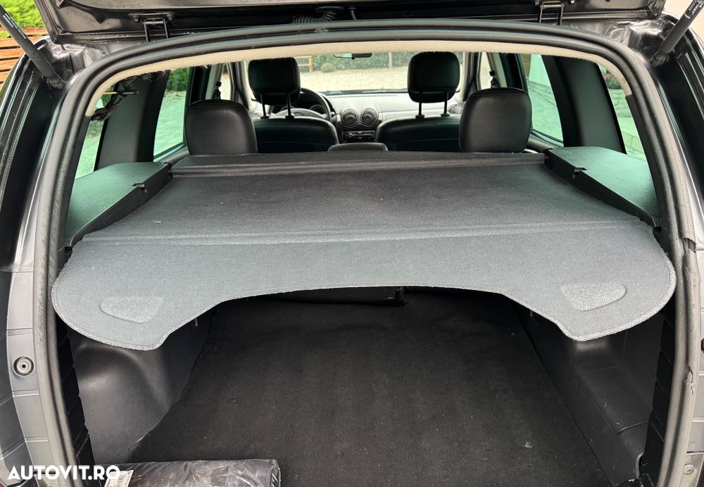 Dacia Duster 1.5 dCi 4x2 Laureate - 13