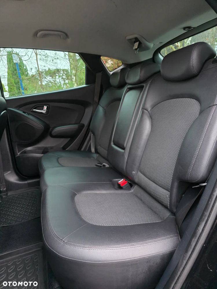 Hyundai ix35 blue 1.6 2WD Finale Gold - 30