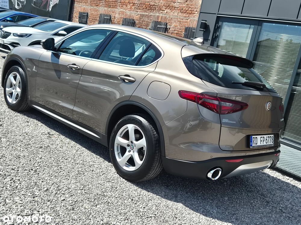 Alfa Romeo Stelvio 2.2 16V AT8 Executive - 10