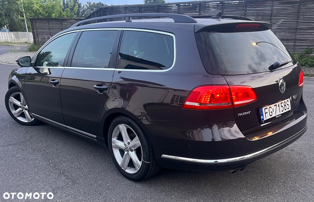 Volkswagen Passat - 5