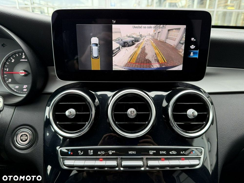 Mercedes-Benz GLC - 15