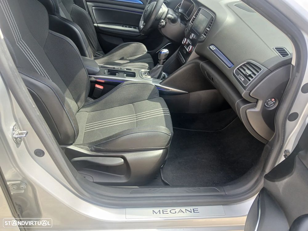 Renault Mégane 1.5 Blue dCi R.S. Line - 29