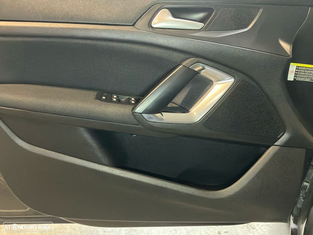 Peugeot 308 1.5 BlueHDi Style EAT8 - 21