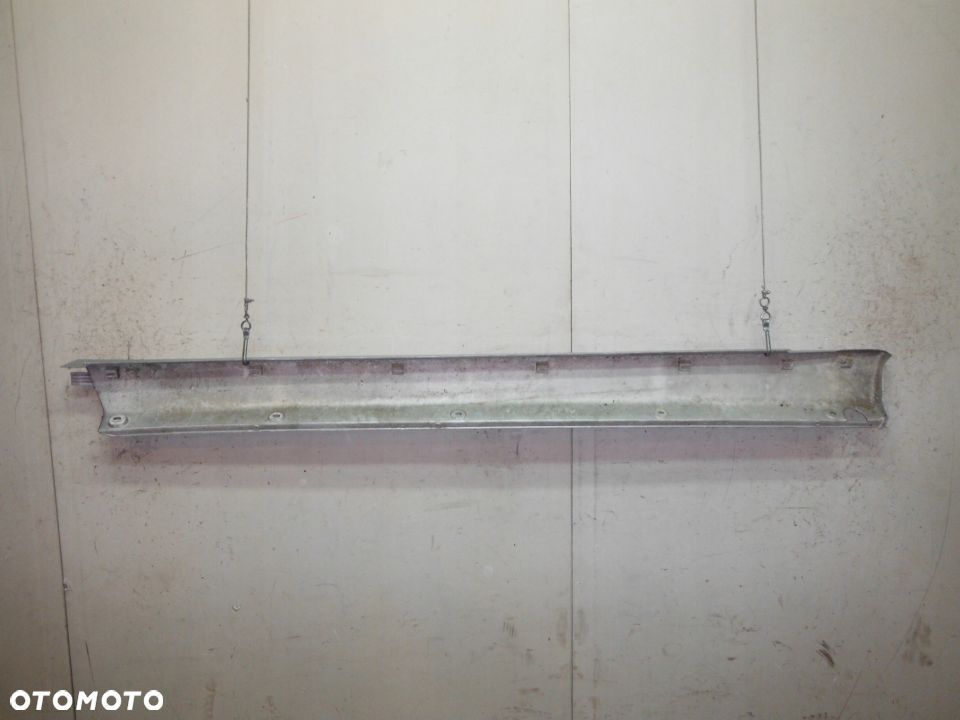 Mercedes ML A W 163 prog progi nakladka Prawy - 2