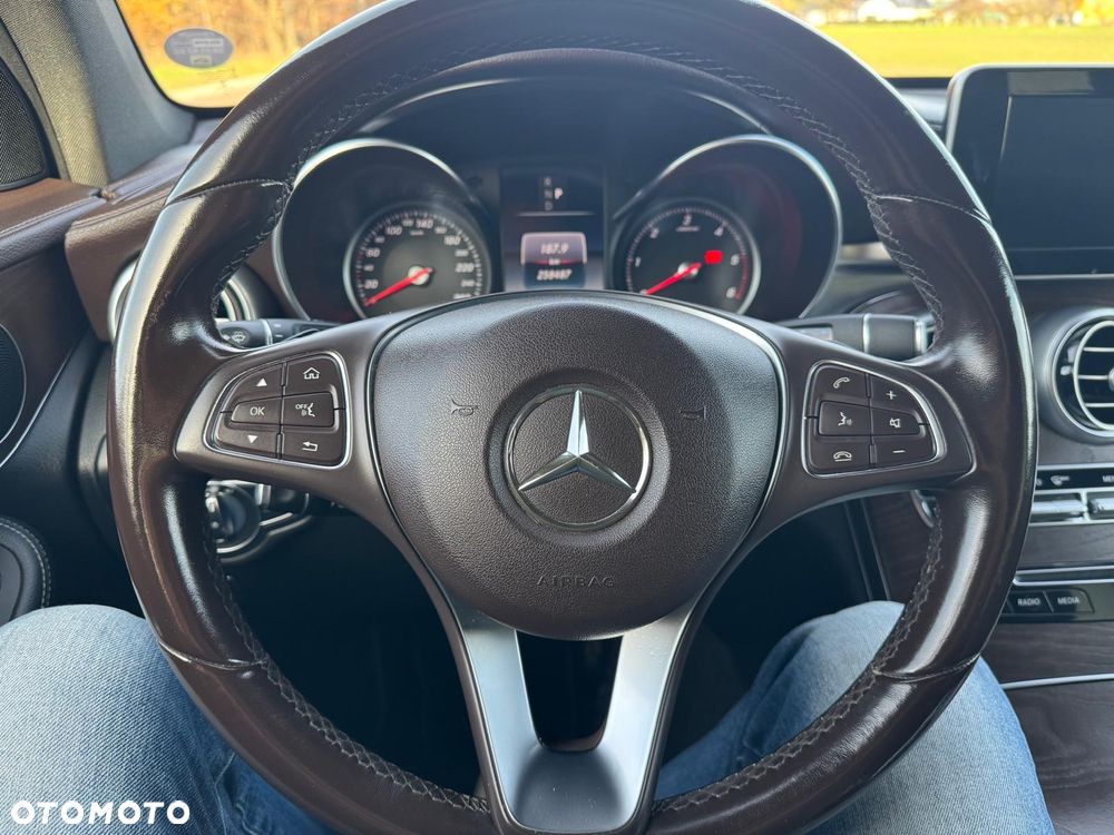 Mercedes-Benz GLC 350 d 4Matic 9G-TRONIC Exclusive - 24