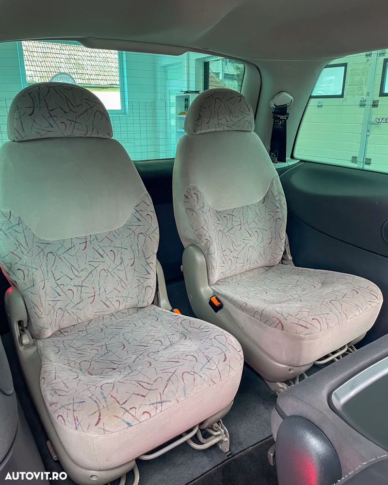 Seat Alhambra 2.0 TDI DPF Best of Vigo - 13