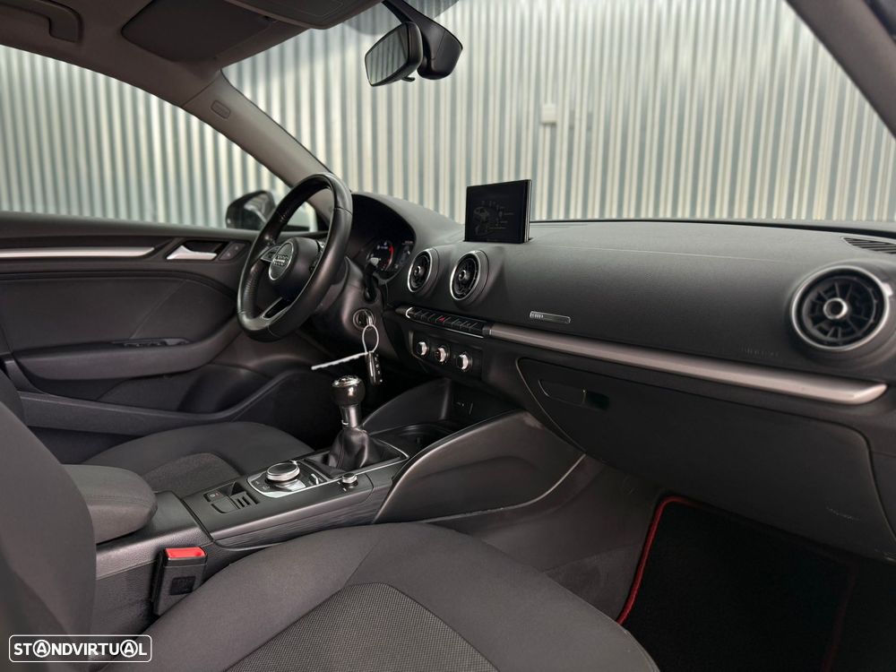 Audi A3 Limousine 1.6 TDI Sport - 16