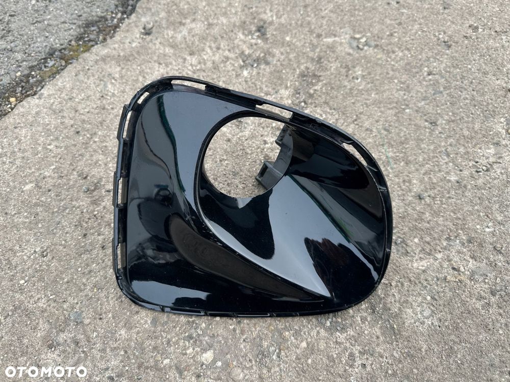 toyota avensis t27 81482-05040 kratka - 2